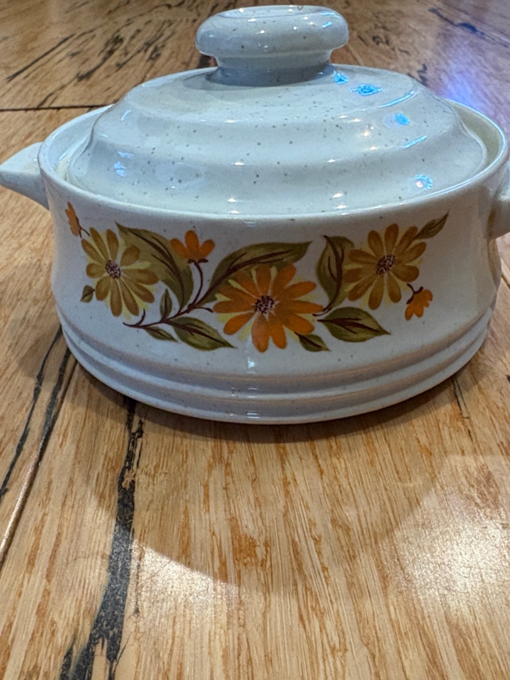 Ceramic Floral Covered Dish - Cream with Yellow Flower Design